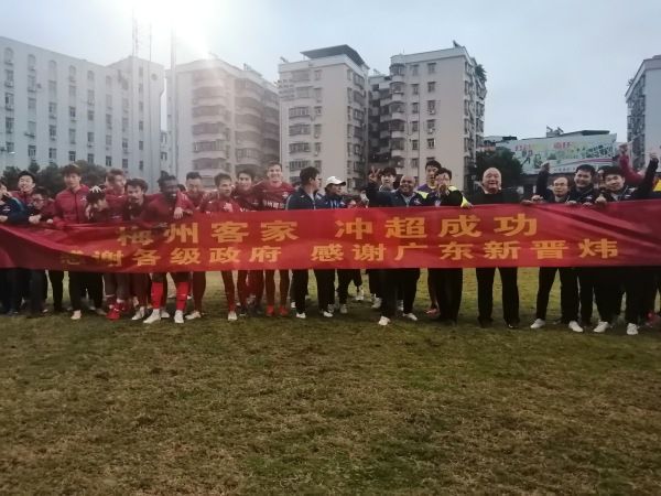 在最后一轮欧冠小组赛，米兰将在客场挑战纽卡斯尔。